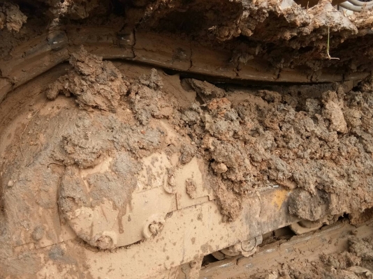 ขาย 550,000 CAT 4 E  เก่านอกแท้ 6 เดือน  ตีนเป็ด เครื่องดี เกียร์แรง ช่วงล่างสวย เอกสารอินวอยทร์ รถสวยพร้อมใช้ รถอยู่ กทม. 090-772-3710 090-772-3708