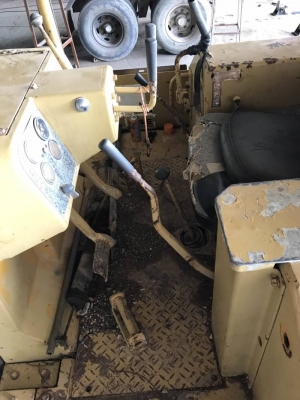 ขาย 465,000 แทรคเตอร์ CAT D4E ตีนเป็ด เครื่องดี เกียร์แรง ช่วงล่างสวย รถสวยพร้อมใช้ รถอยู่. ลพบุรี 090-772-3710 090-772-3708 ขาย 465,000 แทรคเตอร์ CAT D4E ตีนเป็ด เครื่องดี เกียร์แรง ช่วงล่างสวย รถสวยพร้อมใช้ รถอยู่. ลพบุรี 090-772-3710 090-772-3708