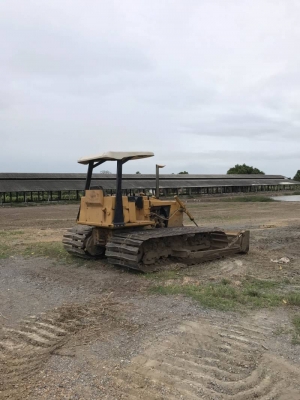 ขาย. 235,000 แทรคเตอร์ Mitsubishi BD2G เครื่องดี เกียร์แรง สเตอริ่งดี โซ่สวย แผ่นตีนเป็ดแท้ของนอก ยาว 1 เมตร รอนเลอร์ใหม่ รถสวยพร้อมใช้มาก รถอยู่ นครปฐม 090-772-3710 090-772-3708 ขาย. 235,000 แทรคเตอร์ Mitsubishi BD2G เครื่องดี เกียร์แรง สเตอริ่งดี โซ่สวย แผ่นตีนเป็ดแท้ของนอก ยาว 1 เมตร รอนเลอร์ใหม่ รถสวยพร้อมใช้มาก รถอยู่ นครปฐม 090-772-3710 090-772-3708