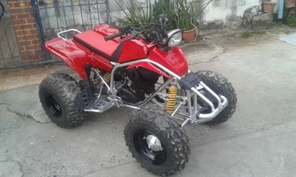 ATV YAMAHA YF 200 ATV YAMAHA YF 200