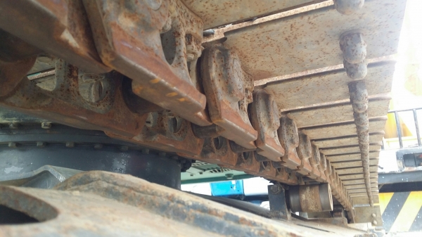 ขายแบคโฮ Kobelco SK135SR-2 YY06 ปี 2010 ชั่วโมงทำงาน 5,885 ชั่วโมง ปีใหม่ๆราคาสวยๆ โทร 061-4194021 พรภวิษย์