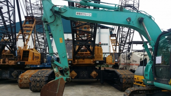 ขายแบคโฮ Kobelco SK135SR-2 YY06 ปี 2010 ชั่วโมงทำงาน 5,885 ชั่วโมง ปีใหม่ๆราคาสวยๆ โทร 061-4194021 พรภวิษย์
