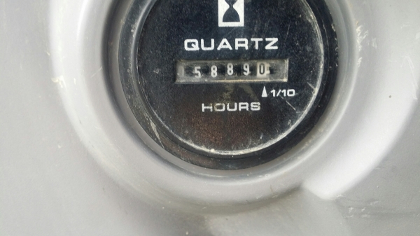 ขายแบคโฮ Kobelco SK135SR-2 YY06 ปี 2010 ชั่วโมงทำงาน 5,885 ชั่วโมง ปีใหม่ๆราคาสวยๆ โทร 061-4194021 พรภวิษย์