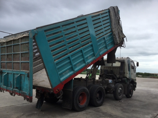 ขาย 12 ล้อ hino รุ่น F 17 ลงเล่มเรียบร้อย เดี่ยว ดั้ม คัซซีสวยทั้งเส้น เครื่อง P 11 เครื่องดี  ช่วงล่างใหญ่ ยกหัวรุ่น 3 M ลงเล่มแล้ว สนใจติดต่อ 0931454222
