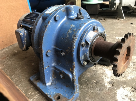 ขายมอเตอร์เกียร์ Cycro drive Sumitomo 5HP. 380V อัตราทด 1:43 Made in Japan สภาพดี หมุนนิ่ม พร้อมใช้งาน ขายมอเตอร์เกียร์ Cycro drive Sumitomo 5HP. 380V อัตราทด 1:43 Made in Japan สภาพดี หมุนนิ่ม พร้อมใช้งาน