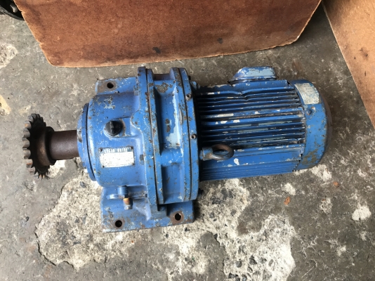 ขายมอเตอร์เกียร์ Cycro drive Sumitomo 5HP. 380V อัตราทด 1:43 Made in Japan สภาพดี หมุนนิ่ม พร้อมใช้งาน ขายมอเตอร์เกียร์ Cycro drive Sumitomo 5HP. 380V อัตราทด 1:43 Made in Japan สภาพดี หมุนนิ่ม พร้อมใช้งาน