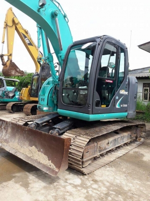 ขายKOBELCO SK135SR-2 YY05 ปี 2008  ปลายพิเศษ  เก่าญี่ปุ่นแท้   สภาพสวย  เดิมๆๆ  แทรค  60  ลองระบบกันได้ทุกวัน  โทร  089-3818694  ดวงนภา