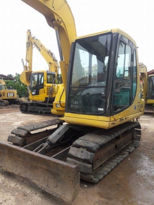 ขายKOMATSU PC60-7  เก่าญี่ปุ่นแท้    สภาพสวย เครื่องปั๊มดี  ลองระบบกันได้ทุกวัน โทร  089-3818694  ดวงนภา