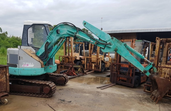 ขายรถขุด ISI 3.5 ตัน มือสอง จากญี่ปุ่น