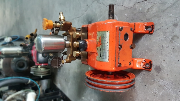 ปั้มฉีดยา yoshi ขนาด1.1นิ้ว นำเข้าจากญี่ปุ่น