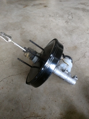 หม้อลมเบรค พร้อม แม่ปั๊มเบรค ISUZU มังกรทอง TFR - ดราก้อนอายส์ Dragon Eye