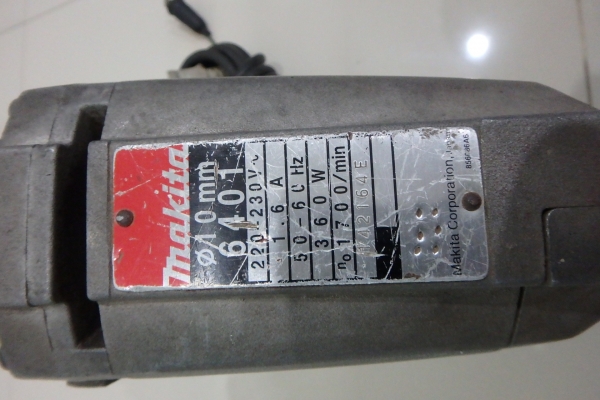 สว่านเหล็ก Makita แท้ 3 หุน รุ่น 6401 360 วัตต์ สภาพใหม่ มีจำปา สว่านเหล็ก Makita แท้ 3 หุน รุ่น 6401 360 วัตต์ สภาพใหม่ มีจำปา