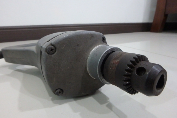 สว่านเหล็ก Makita แท้ 3 หุน รุ่น 6401 360 วัตต์ สภาพใหม่ มีจำปา สว่านเหล็ก Makita แท้ 3 หุน รุ่น 6401 360 วัตต์ สภาพใหม่ มีจำปา