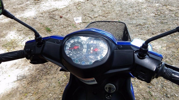 ขาย yamaha spark 115i สตาร์ทมือ ขาย yamaha spark 115i สตาร์ทมือ