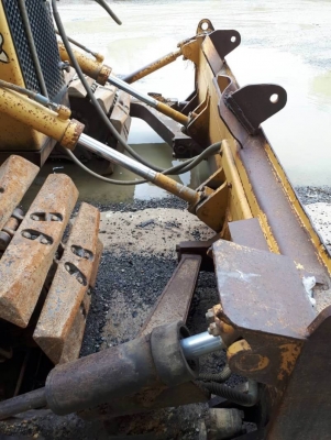 ขาย 495,000 CAT D4H เล่มทะบียน แผ่นตีนเป็ดแท้นอก เครื่องดี เกียร์ทอคร์แรง ช่วงล่างดี รถสวยพร้อมใช้  รถอยู่ สระบุรี โทร&amp;ไอดีไลน์ 0610710295