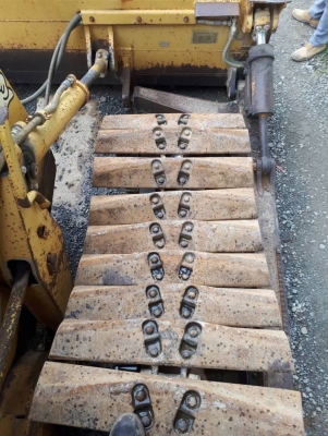 ขาย 495,000 CAT D4H เล่มทะบียน แผ่นตีนเป็ดแท้นอก เครื่องดี เกียร์ทอคร์แรง ช่วงล่างดี รถสวยพร้อมใช้  รถอยู่ สระบุรี โทร&amp;ไอดีไลน์ 0610710295