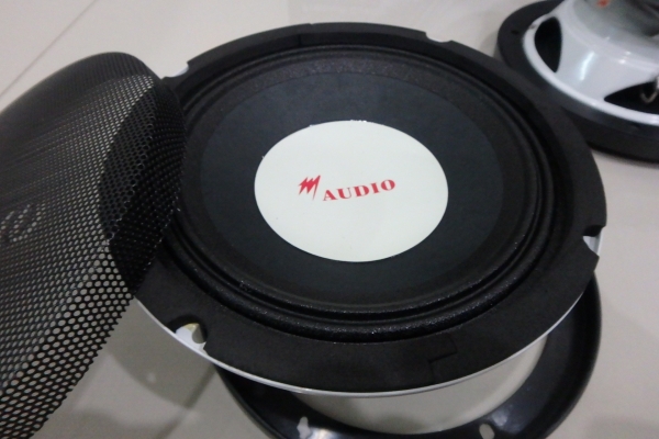 ลำโพงรถยนต์ M Audio 6.5 นิ้ว 350W รุ่น M-6533 ของใหม่ 1 คู่ ขายถูก