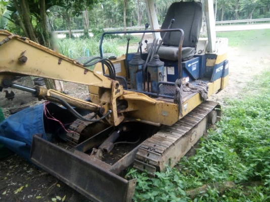 รถแบคโฮ KOMATSU PC 10. สนใจติดต่อ 081 - 9706989