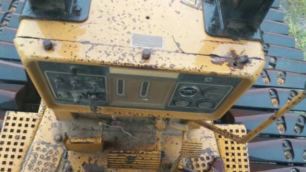 รถแทรคเตอร์ตีนตะขาบ CAT D4 H ตีนเป็ด