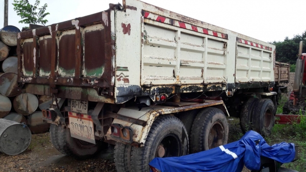 ขายด่วน รถสิบล้อสองเพลาดั้มพ์ พ่วงแม่-ลูก isuzu deca 270 ยูโร2 สภาพดี พร้อมใช้งาน เอกสารพร้อม