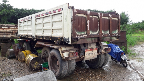 ขายด่วน รถสิบล้อสองเพลาดั้มพ์ พ่วงแม่-ลูก isuzu deca 270 ยูโร2 สภาพดี พร้อมใช้งาน เอกสารพร้อม