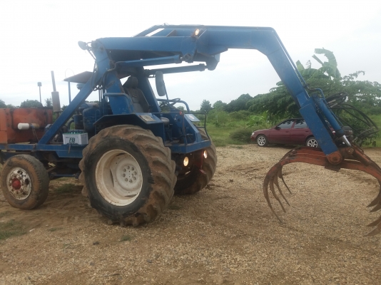 รถคีบอ้อยเกียท็อกพร้อมใช้งานไม่มีเล่ม