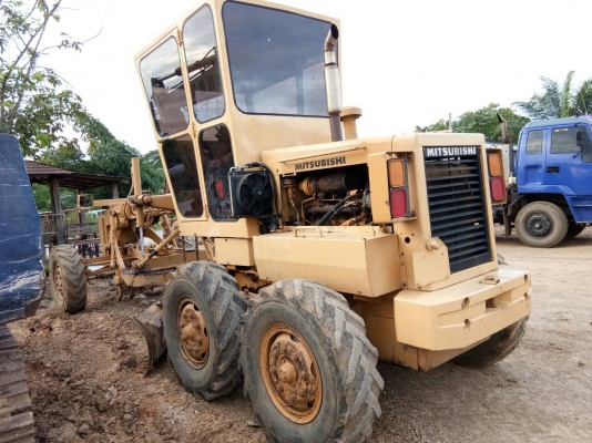ขออณุญาตขายMITSUBISHIMG150 พร้อมใช้งานเอกสารอินวอยทุกระบบพร้อมใช้ ราคา850000 สนใจติดต่อ0853224877-0988930465