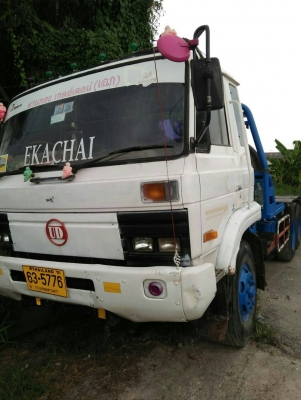 ขออณุญาตขาย สิบล้อหัวลากขายด่วนพร้อมหางโรเบส USA หางต้องเขียนแบบใหม่พร้อมหัวพร้อมหาง สองคาน ราคา 630000 สนใจติดต่อ0853224877-0988930465