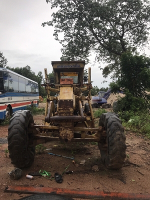 รถเกรด CAT 12G ใบมีด 14 ฟุต 420 cm (เจ้าของขายเอง)