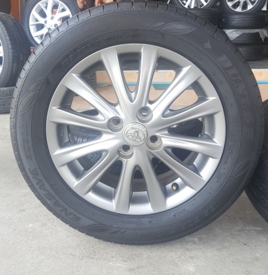 ขายล้อTOYOTA VIOS12ก้าน(สีกัล) ยางปี14  4 ล้อ