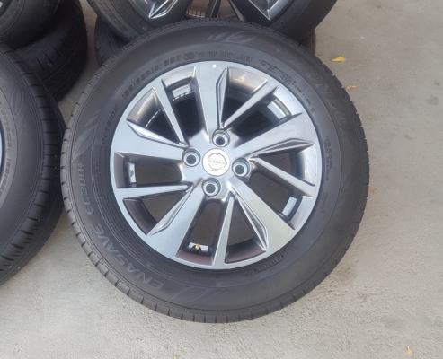 ขายล้อ Nissan Almera Sportech15 ยางปี15 4ล้อ