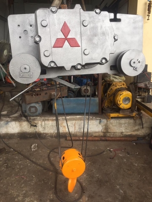 รอกสลิงไฟฟ้า mitsubishi 2.8 ตัน. ยกสูง 6 เมตร 1 สปีด.ไฟ 380 v 3 เฟส  เก่าญี่ปุ่นแท้มือสองบิ้วแล้วพร้อมใช้งานครับ. รับประกัน 1 ปี