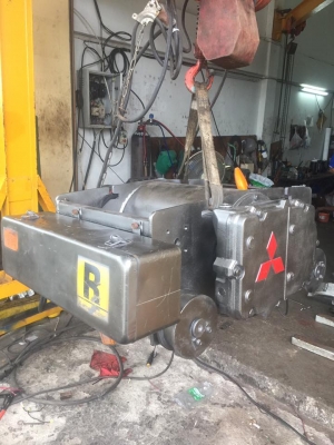 รอกสลิงไฟฟ้า mitsubishi 2.8 ตัน. ยกสูง 6 เมตร 1 สปีด.ไฟ 380 v 3 เฟส  เก่าญี่ปุ่นแท้มือสองบิ้วแล้วพร้อมใช้งานครับ. รับประกัน 1 ปี