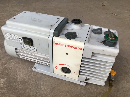 ขายปั้มแว็กกั้มสูญญากาศ EDWARDS ขนาด 1/3 HP. 220V ไฟบ้าน