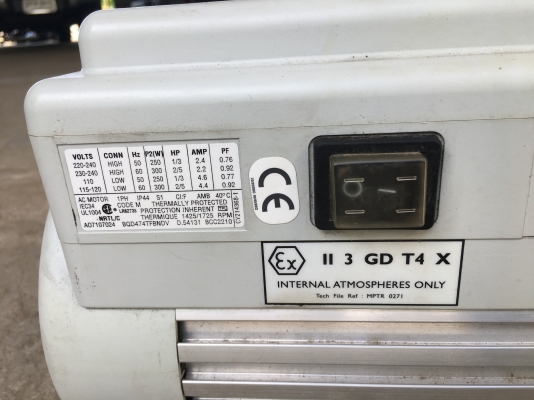 ขายปั้มแว็กกั้มสูญญากาศ EDWARDS ขนาด 1/3 HP. 220V ไฟบ้าน