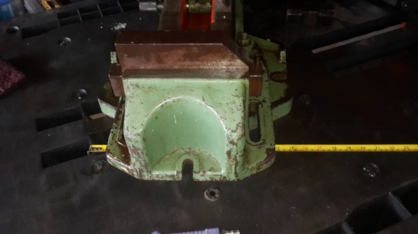 ายครับขายปากกาจับชิ้นงาน สภาพดี ปากกว้าง ประมาณ 8" จับงานได้ยาวสุด ประมาณ 12.5" มีฐานหมุนองศา สภาพดี สภาพนี้ ราคา 12000 บาท 0814583376 เอก ปทุม  &middot;