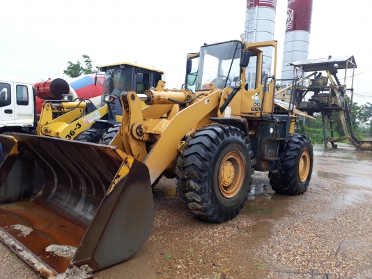 ขายด่วนรถตัก SEM ZL50G  สภาพสวยพร้อมใช้งาน เครื่องเกียร์ดี ระบบแน่นพร้อมลุยงาน เอกสารเล่มทะเบียน สนใจสอบถาม 093-0764943  088-3223272 k ตั้ม