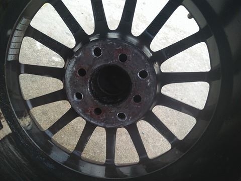 ขายแม็กพร้อมยาง