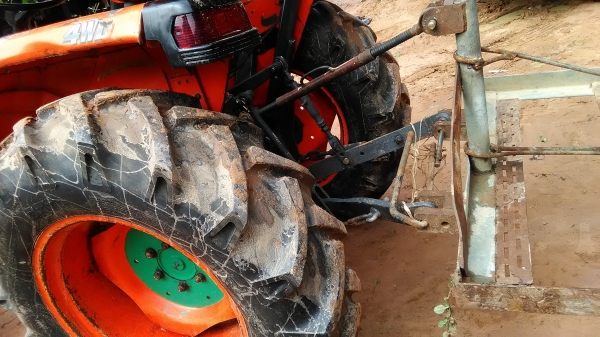 ขายรถไถ3408แรงสภาพนางฟ้ามาพร้อมอุปกรผานพรวน6 ขายรถไถ3408แรงสภาพนางฟ้ามาพร้อมอุปกรผานพรวน6