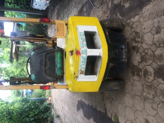 ขายรถตัก komatsu sg7 เก่านอกสภาพสวยโทร 0861602189