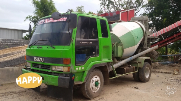 ขายรถโม่ปูน3คิวISUZUเครื่อง6HE1 195แรง