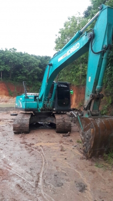 ขายKobelco sk200m8yn12สภาพพร้อมใช้ ติดต่อคุณอ๊อฟพิจิตร086-737-9991