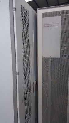 ขายตู้เซฟเวอร์จำนวน 6 ตู้ 60,000 บาท