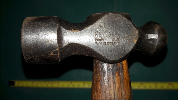 ขายค้อนตุ้มRECORD 666 1LB MADE IN ENGLAND. สวยงามด้ามไม้ ขายค้อนตุ้มRECORD 666 1LB MADE IN ENGLAND. สวยงามด้ามไม้