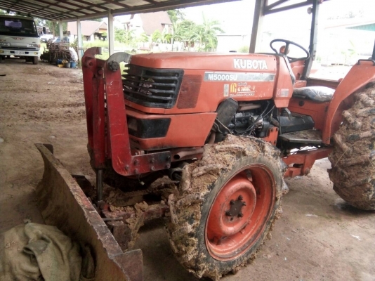 รถไถนานั่ขับKUBOTA..M5000.พร้อมใบดันและผานหลัง.เล่มทะเบียน