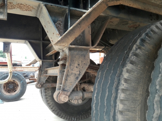 10 ล้อหัวลากพร้อมหางพื้นเรียบ รุ่น UD TRACTOR เครื่อง 6 สูบเทอร์โบ 250 แรง รุ่น PD6