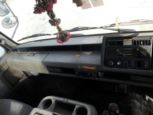 10 ล้อหัวลากพร้อมหางพื้นเรียบ รุ่น UD TRACTOR เครื่อง 6 สูบเทอร์โบ 250 แรง รุ่น PD6
