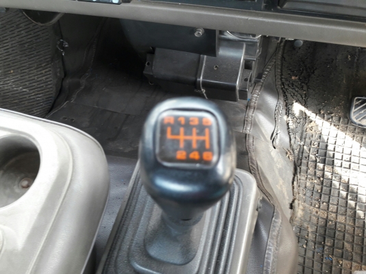 10 ล้อหัวลากพร้อมหางพื้นเรียบ รุ่น UD TRACTOR เครื่อง 6 สูบเทอร์โบ 250 แรง รุ่น PD6