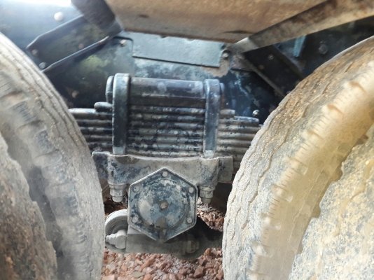 10 ล้อหัวลากพร้อมหางพื้นเรียบ รุ่น UD TRACTOR เครื่อง 6 สูบเทอร์โบ 250 แรง รุ่น PD6