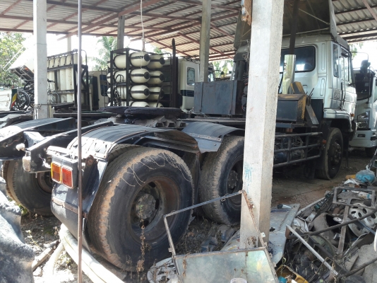 10 ล้อหัวลากพร้อมหางพื้นเรียบ รุ่น UD TRACTOR เครื่อง 6 สูบเทอร์โบ 250 แรง รุ่น PD6 10 ล้อหัวลากพร้อมหางพื้นเรียบ รุ่น UD TRACTOR เครื่อง 6 สูบเทอร์โบ 250 แรง รุ่น PD6